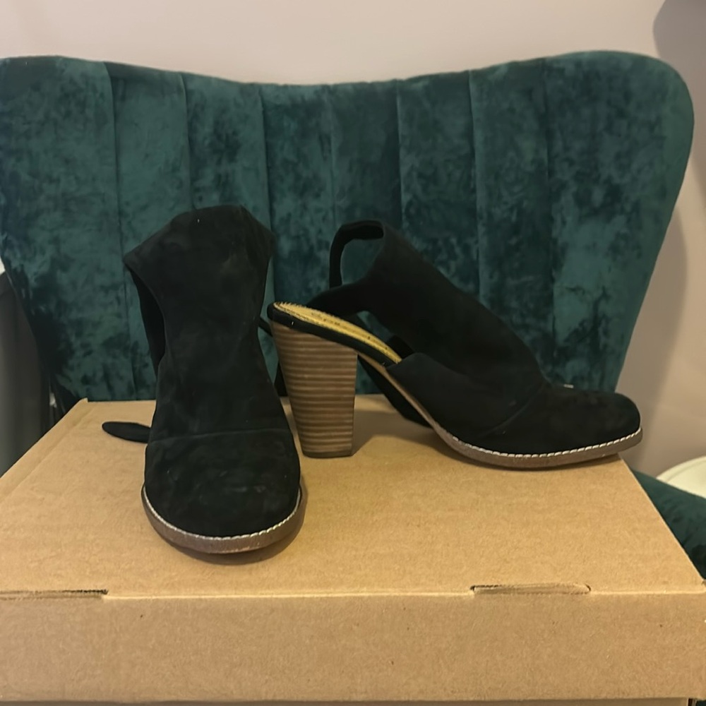 Splendid heel boot